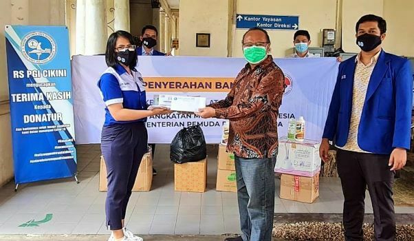 Kasus Baru Covid-19 Terus Meningkat, GAMKI dan Kemenpora Serahkan Bantuan ke RS PGI Cikini